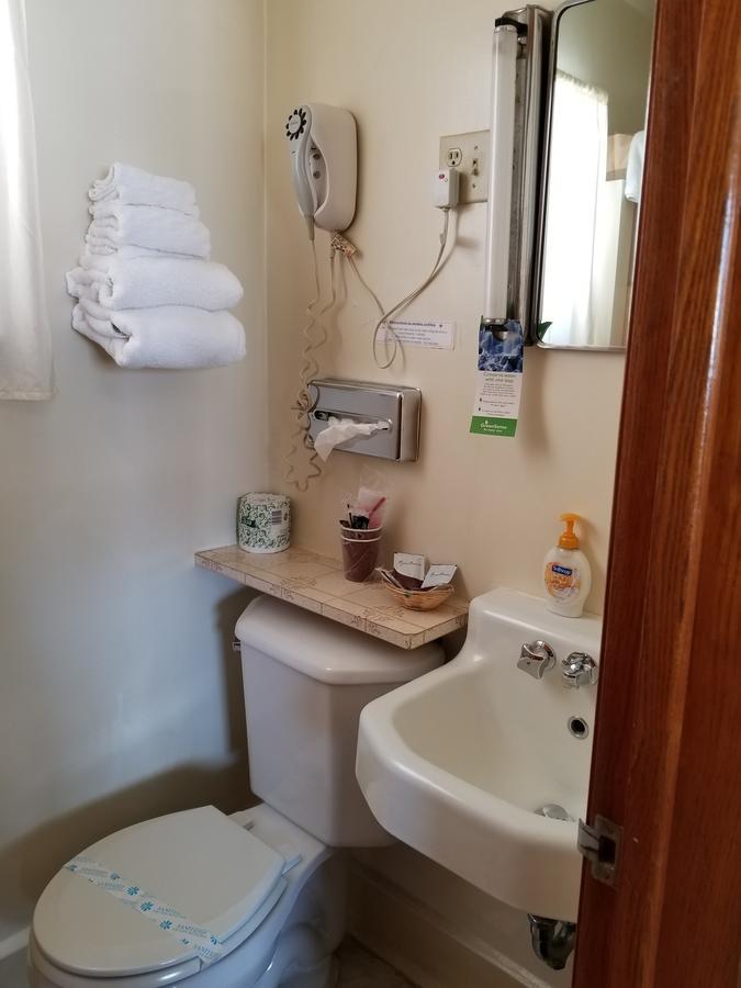 Home Motel Abbotsford Екстер'єр фото